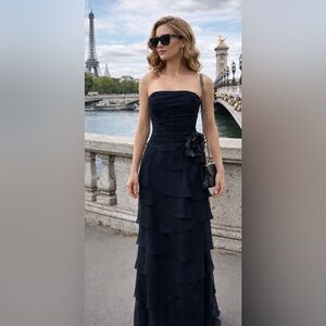 Paris 100% Silk Tiered Dress Size 4